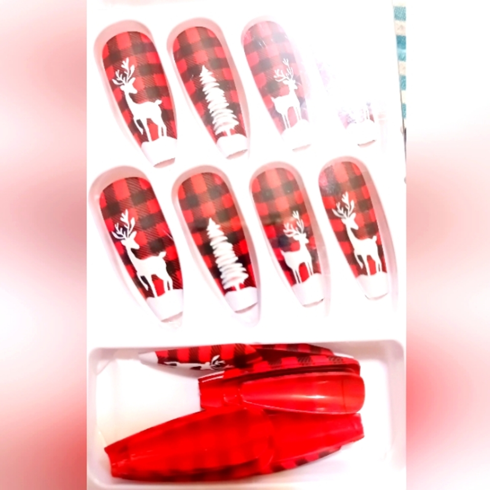 Xmas reindeer press on nails